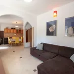 Apartment Roko I Niko