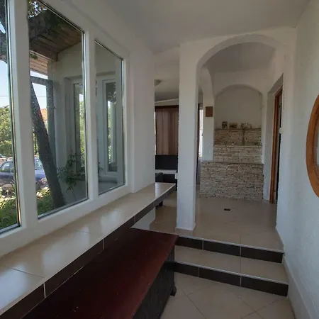 Roko I Niko Apartment *