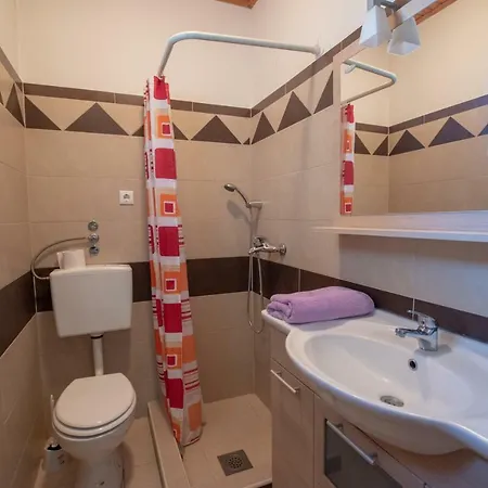 Apartment Roko I Niko Murter