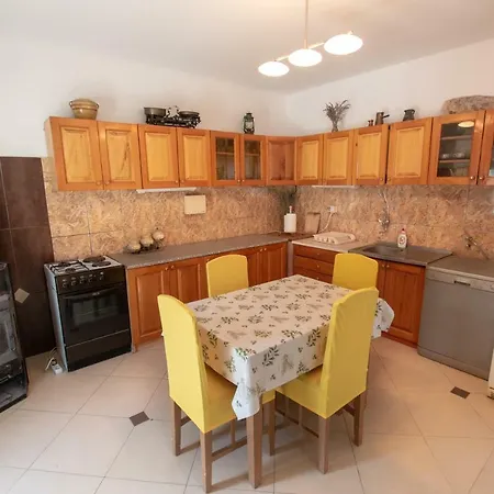 Roko I Niko Appartement