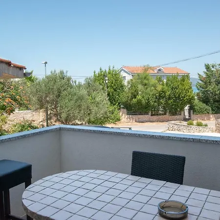 Apartment Roko I Niko