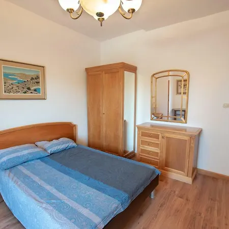 Roko I Niko Apartment Murter