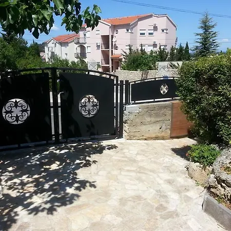 Roko I Niko Lägenhet *