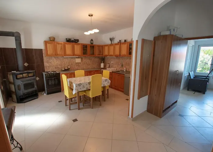 Roko I Niko Appartamento Murter