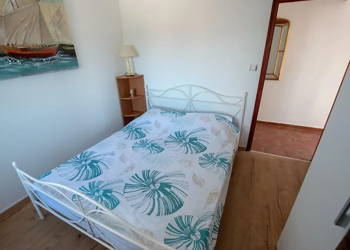 Apartment Roko I Niko Murter